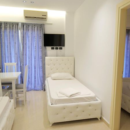 Hotel Dior Saranda Kültér fotó
