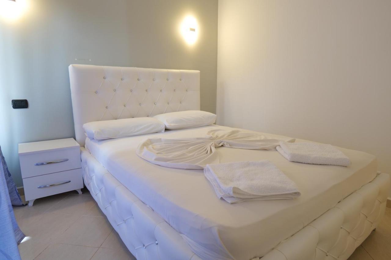 Hotel Dior Saranda Kültér fotó