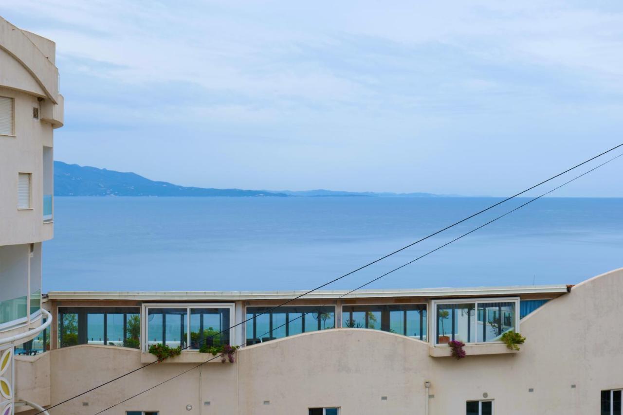 Hotel Dior Saranda Kültér fotó