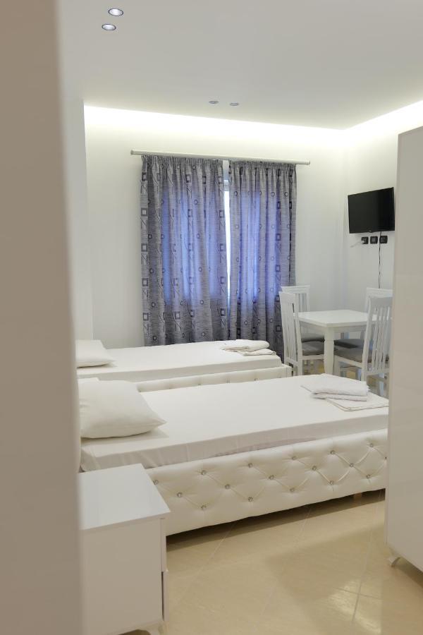 Hotel Dior Saranda Kültér fotó