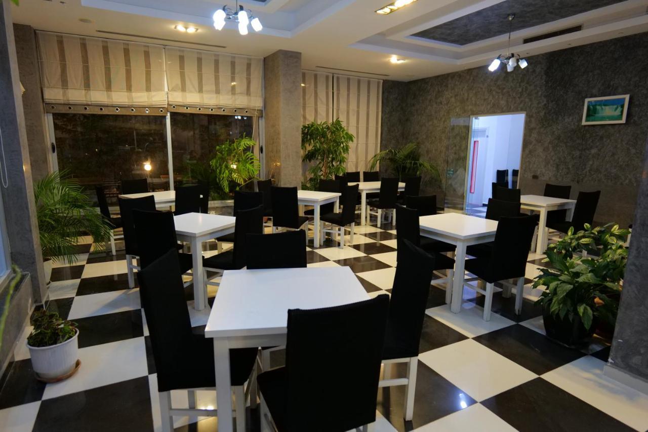 Hotel Dior Saranda Kültér fotó