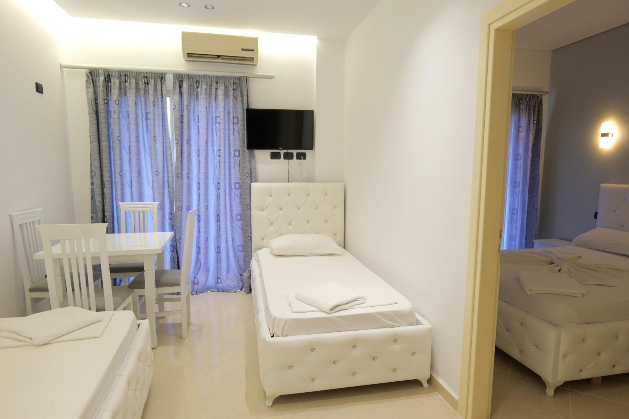 Hotel Dior Saranda Kültér fotó